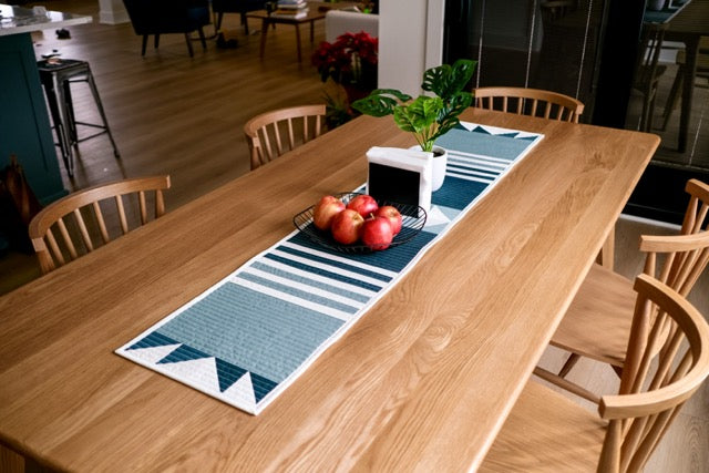 Modern Stripes Table Runner Pattern - PDF download